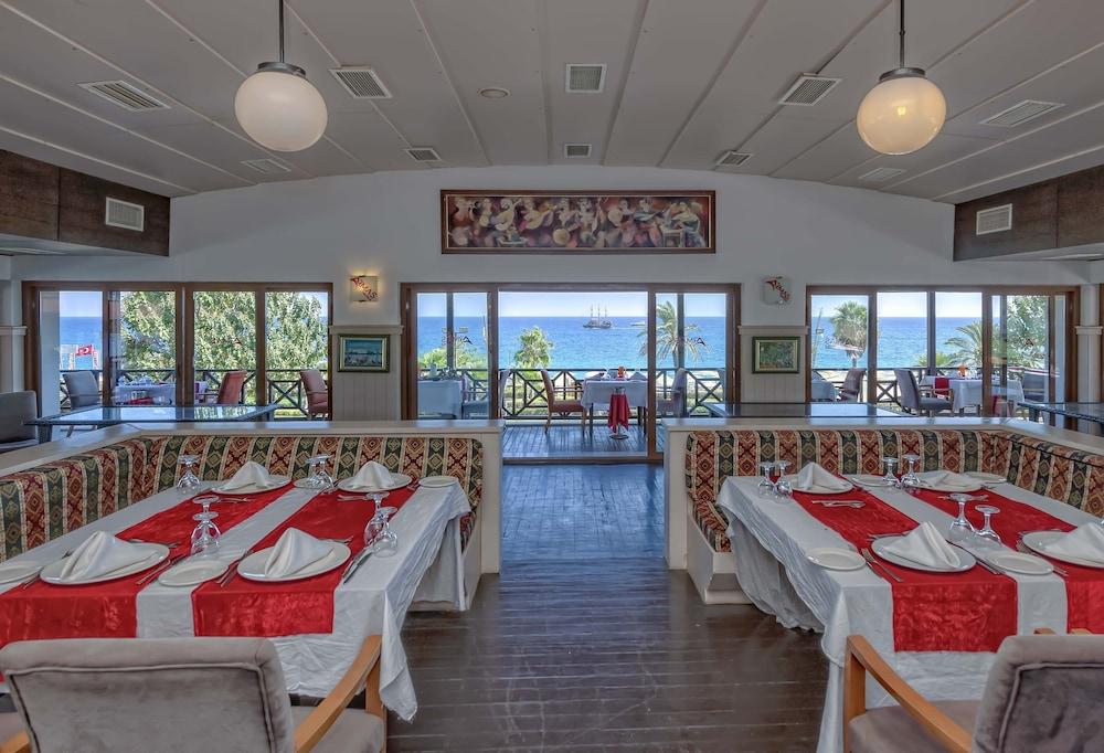 Labada Beach Hotel Çamyuva Dış mekan fotoğraf