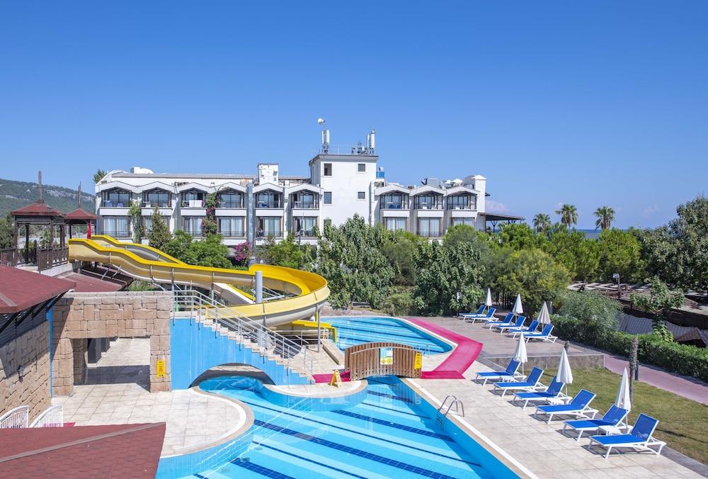 Labada Beach Hotel Çamyuva Dış mekan fotoğraf